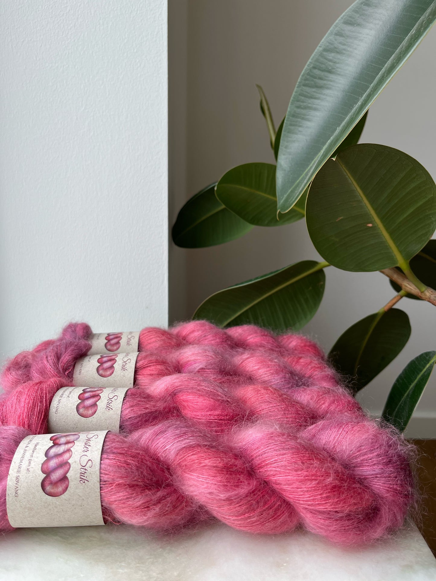‘Kirsebær’ Silk mohair 420m / 50g