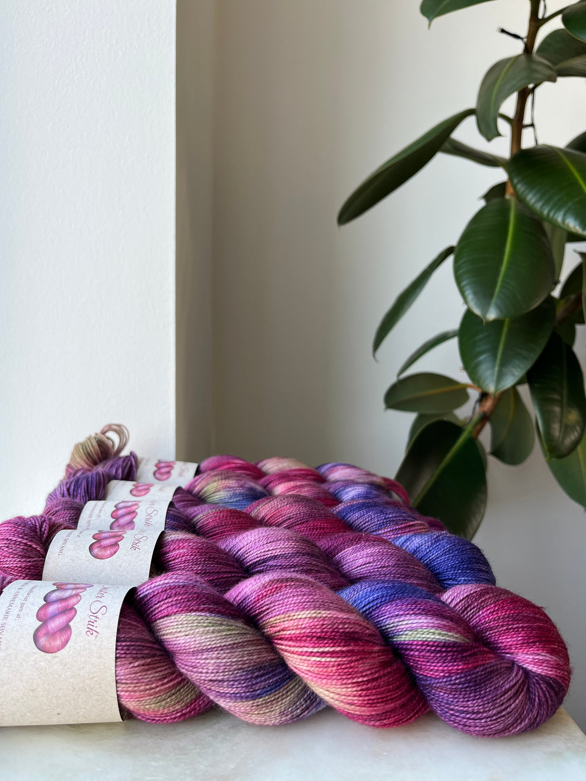 'Blommer' - Sock - 425 m / 100 g.