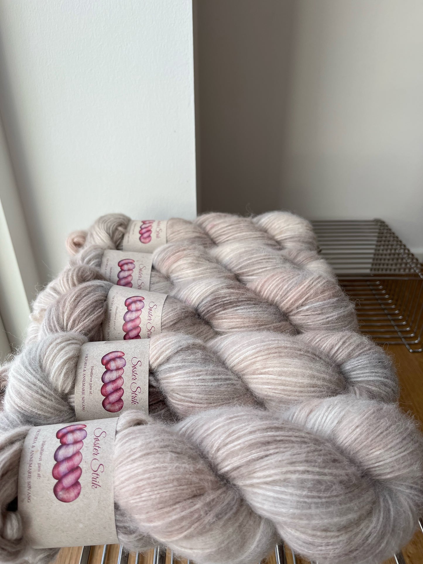 'Gråvejr' Alpakka Blow 300m/100g.