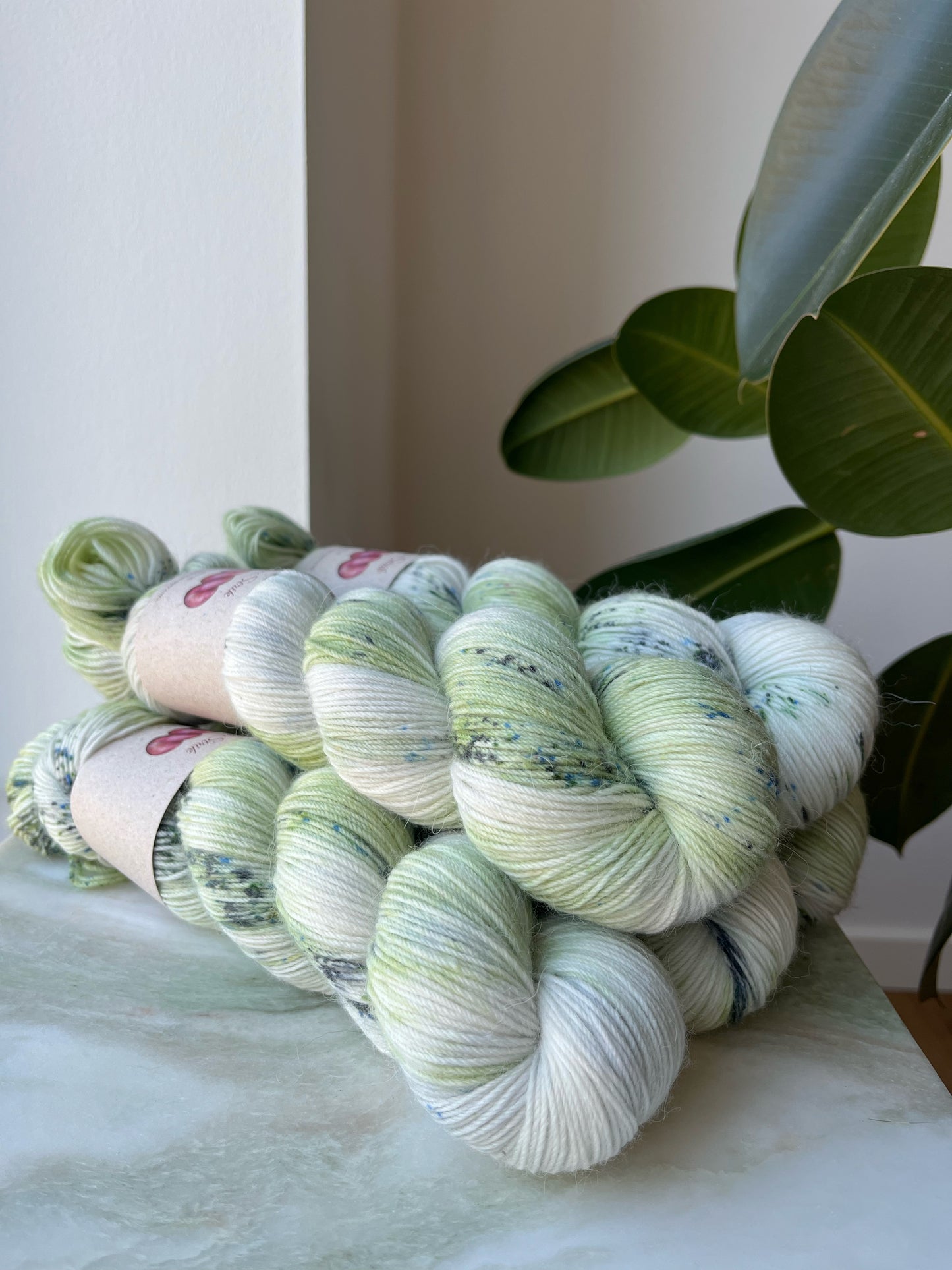 'Vintergæk' - Alpakka Sock 400m/100g.