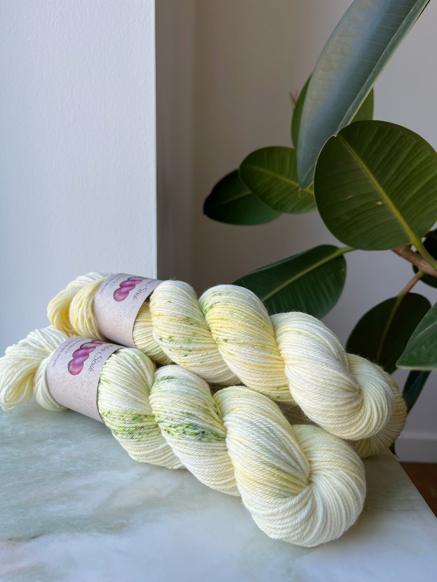'Hyldeblomst' - Sock DK 225m /100g.