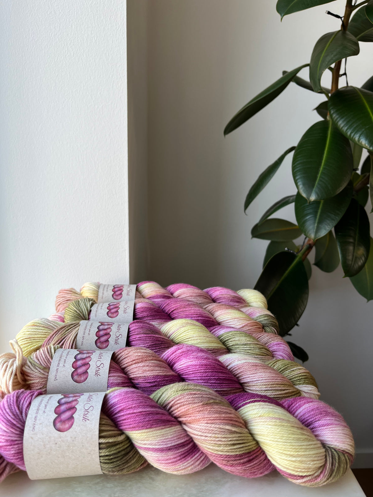 'Hortensia' - Sock DK - 225 m / 100 g.