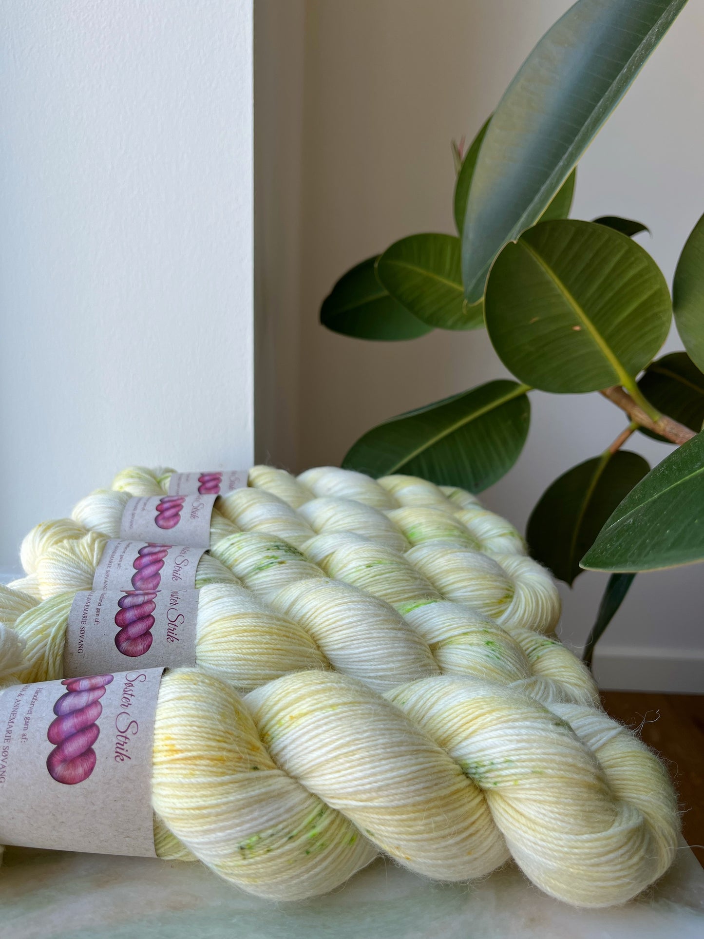 'Hyldeblomst' - Alpakka Sock 400m /100g.