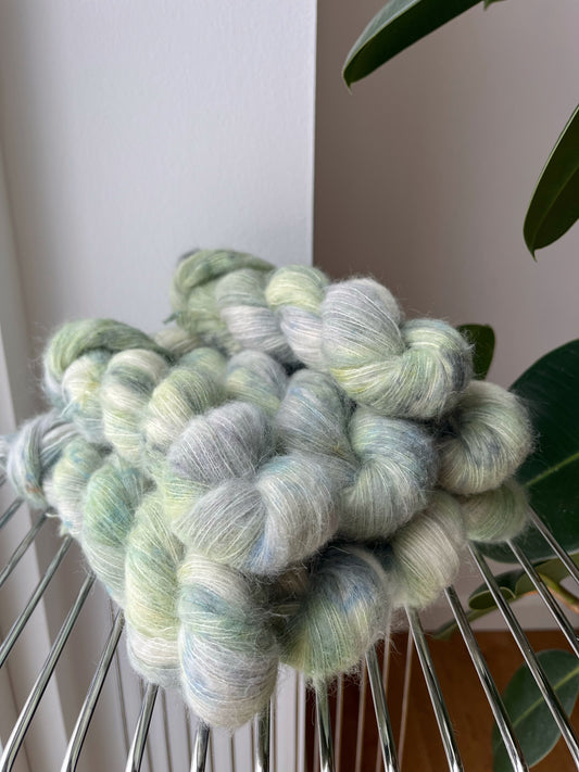 'Vintergæk' - alpakka lace 400 m/50 g.