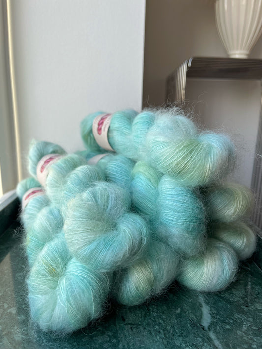 'Fisken' - Silke Mohair 420m/50g.
