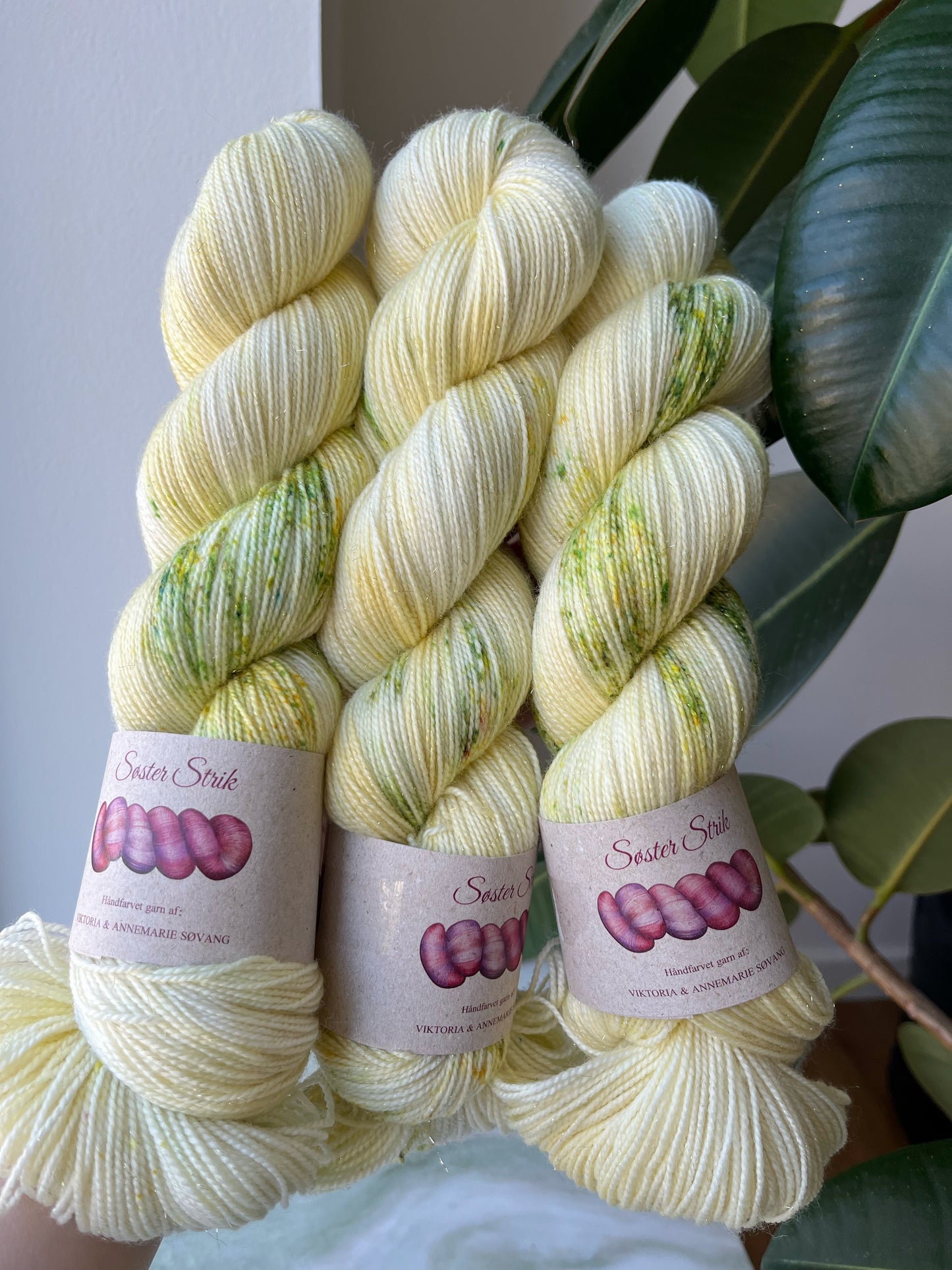 'Hyldeblomst' - Sock Glitter 400m /100g.