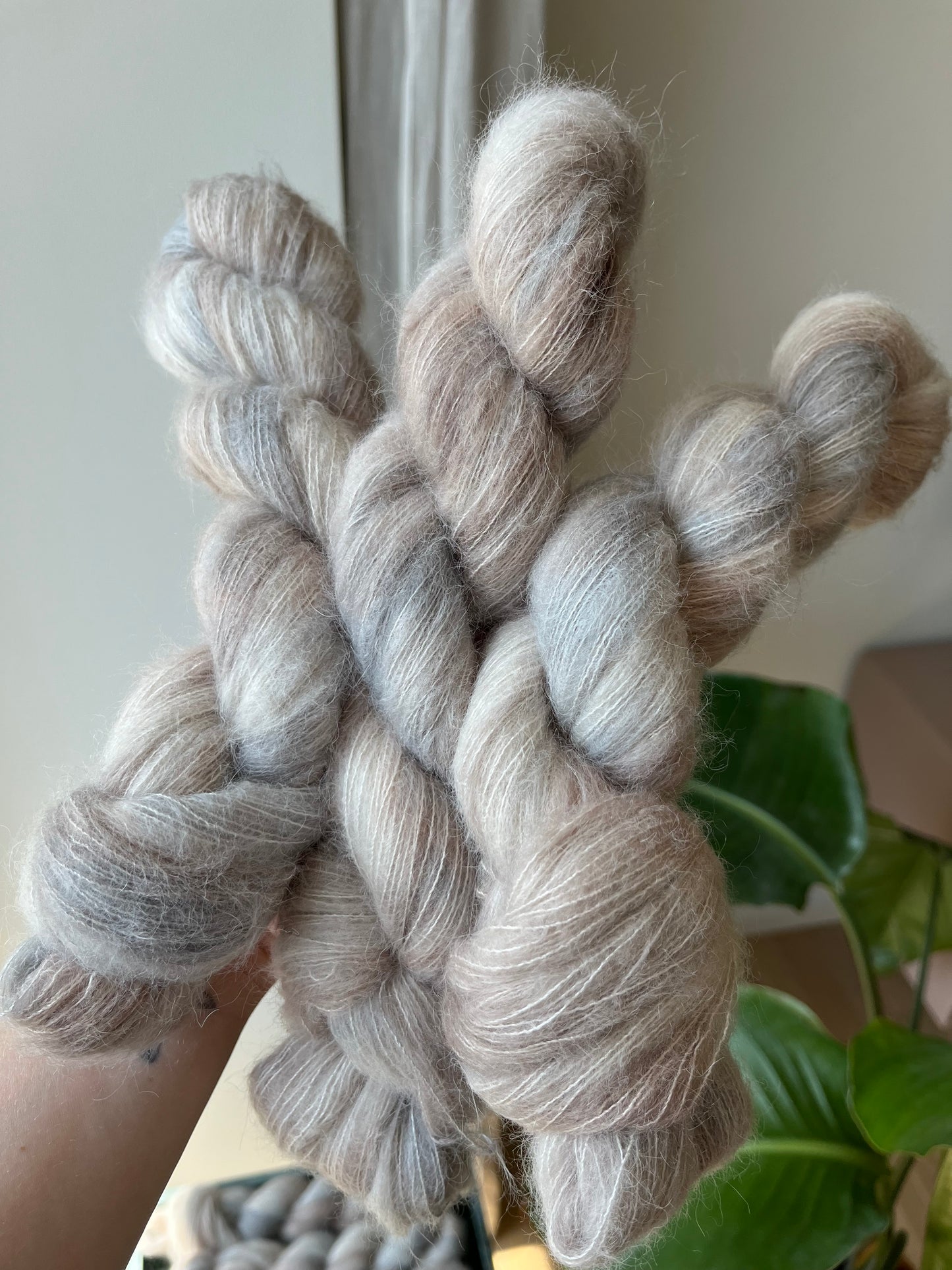 ‘Gråvejr’ - Lace 400m/50g.