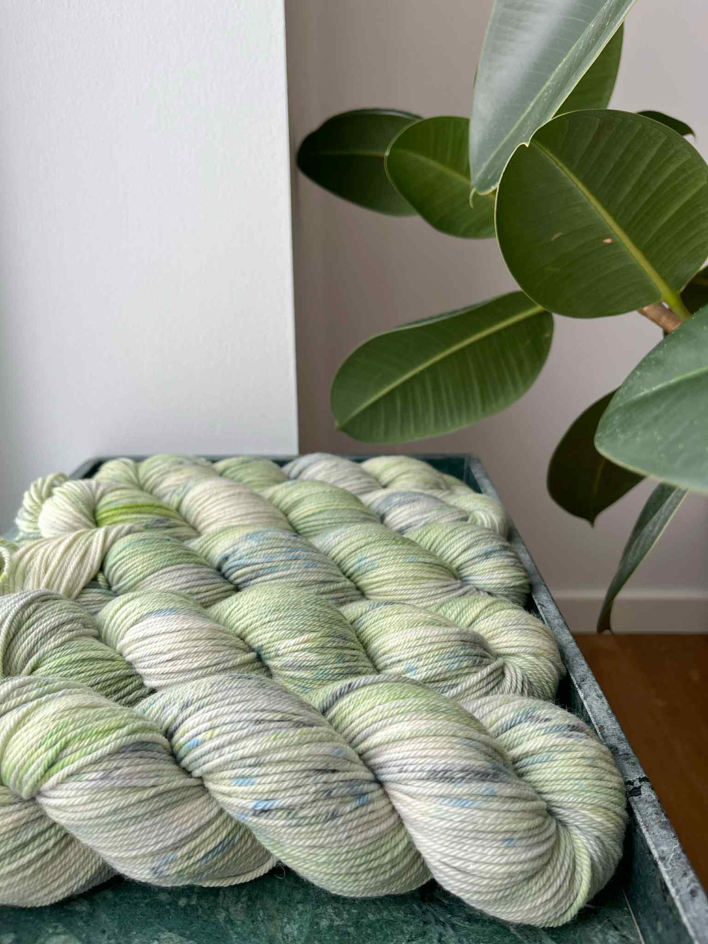 'Vintergæk' - Organic merino DK 200m/100g.