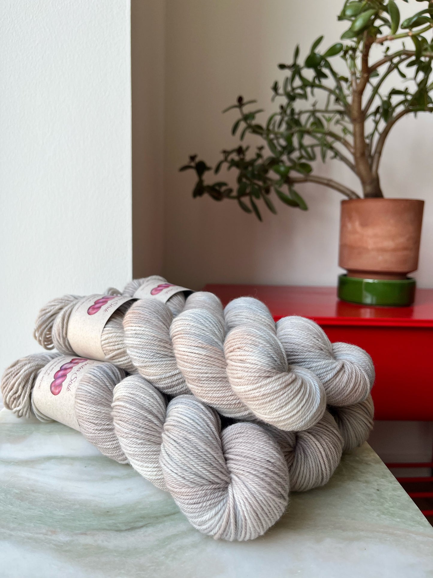 'Gråvejr' - organic merino DK 200 m/100 g.