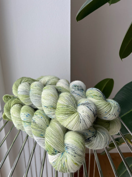 'Vintergæk' - merino singles 366 m/100 g.