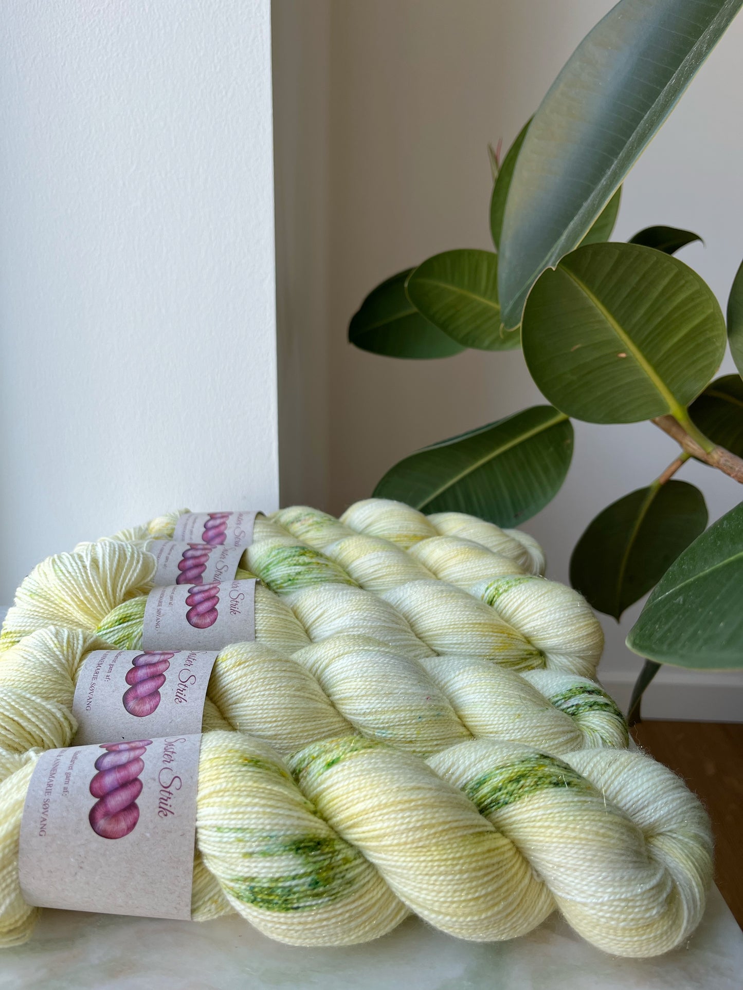 'Hyldeblomst' - Sock Glitter 400m /100g.