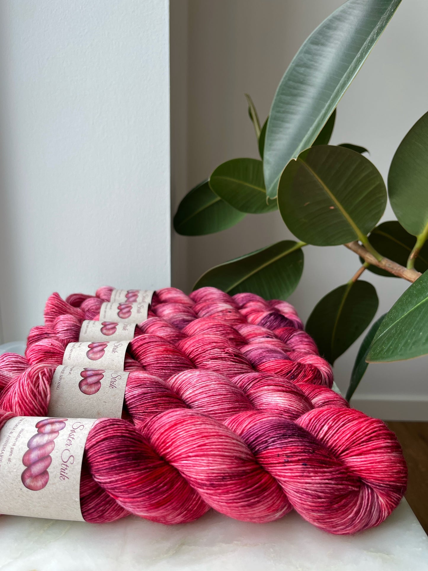 ‘Kirsebær’ Merino Singles 366m / 100g.