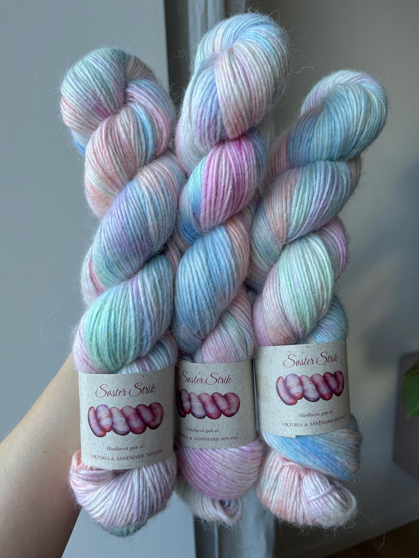 'Palads' - Singles DK 230m/100g.