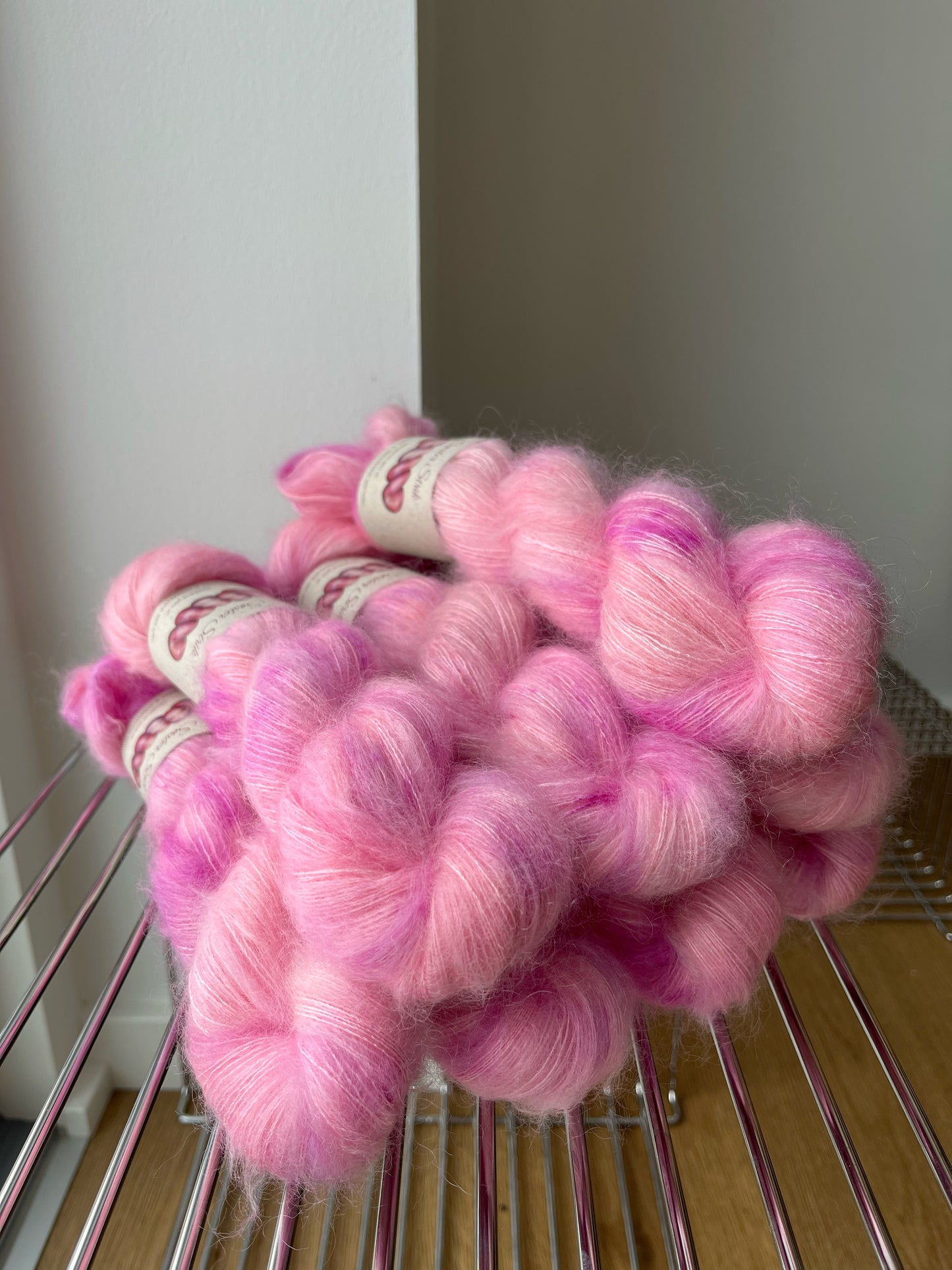 'Vægten' - silke mohair 420 m/50 g.