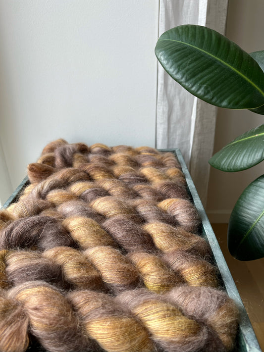 'En kaffepause' - Silk mohair 420m/50g.