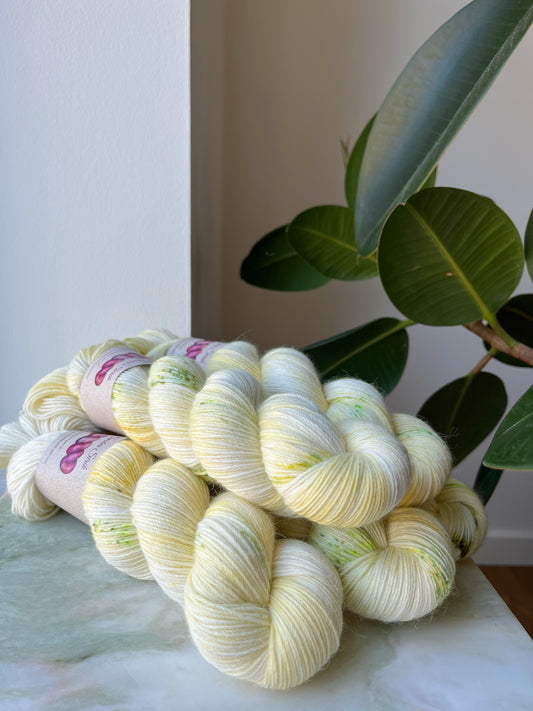 'Hyldeblomst' - Alpakka Sock 400m /100g.