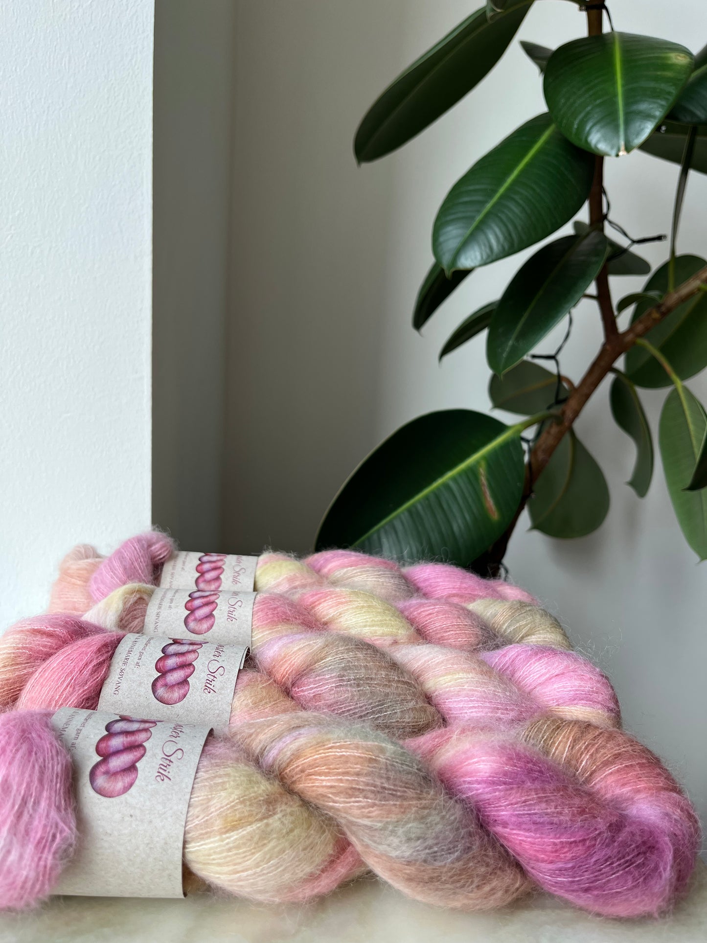 'Hortensia' - alpakka lace 400 m/50 g.