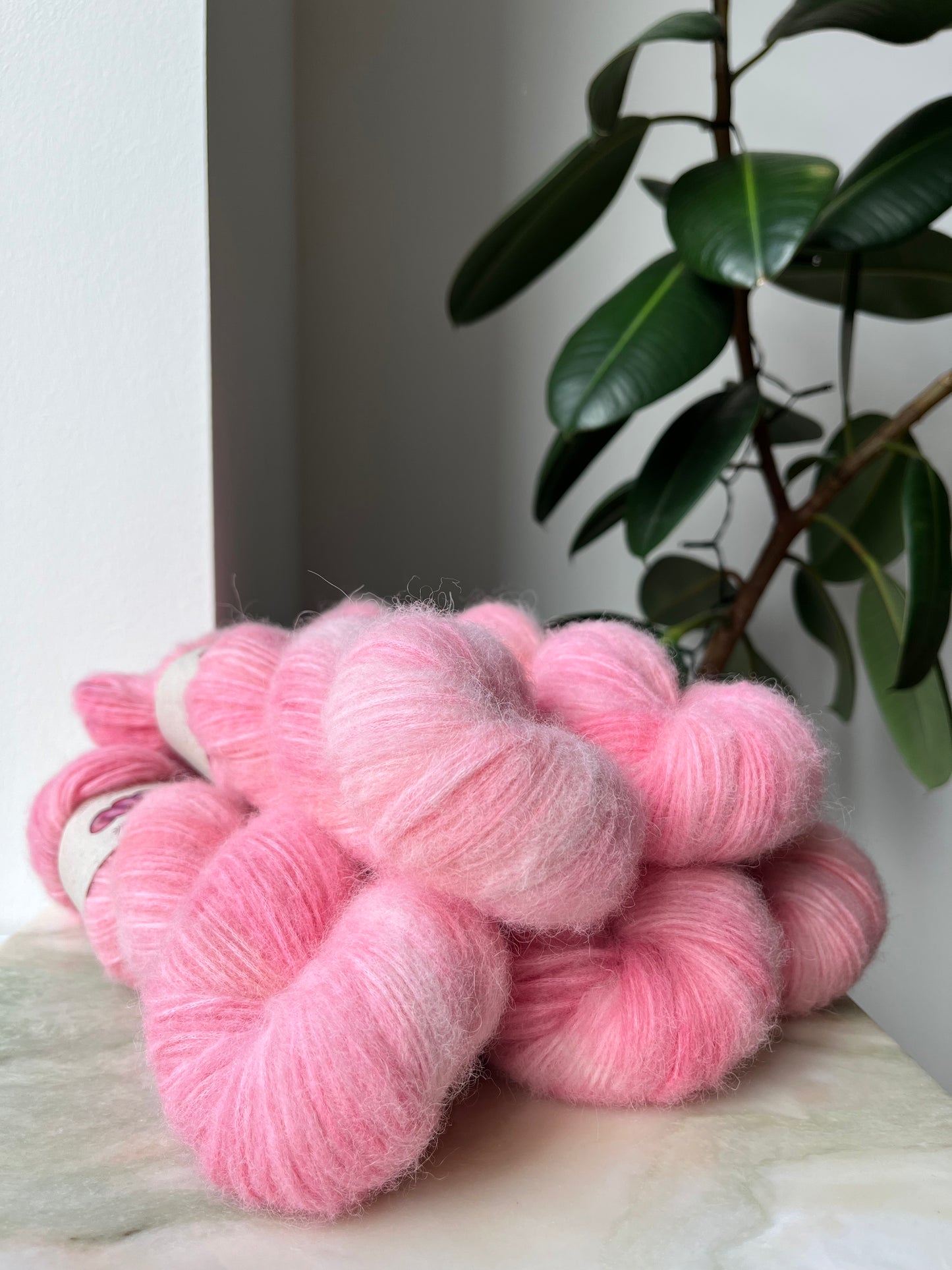 'Rabarber' - alpakka blow 300 m/100 g.