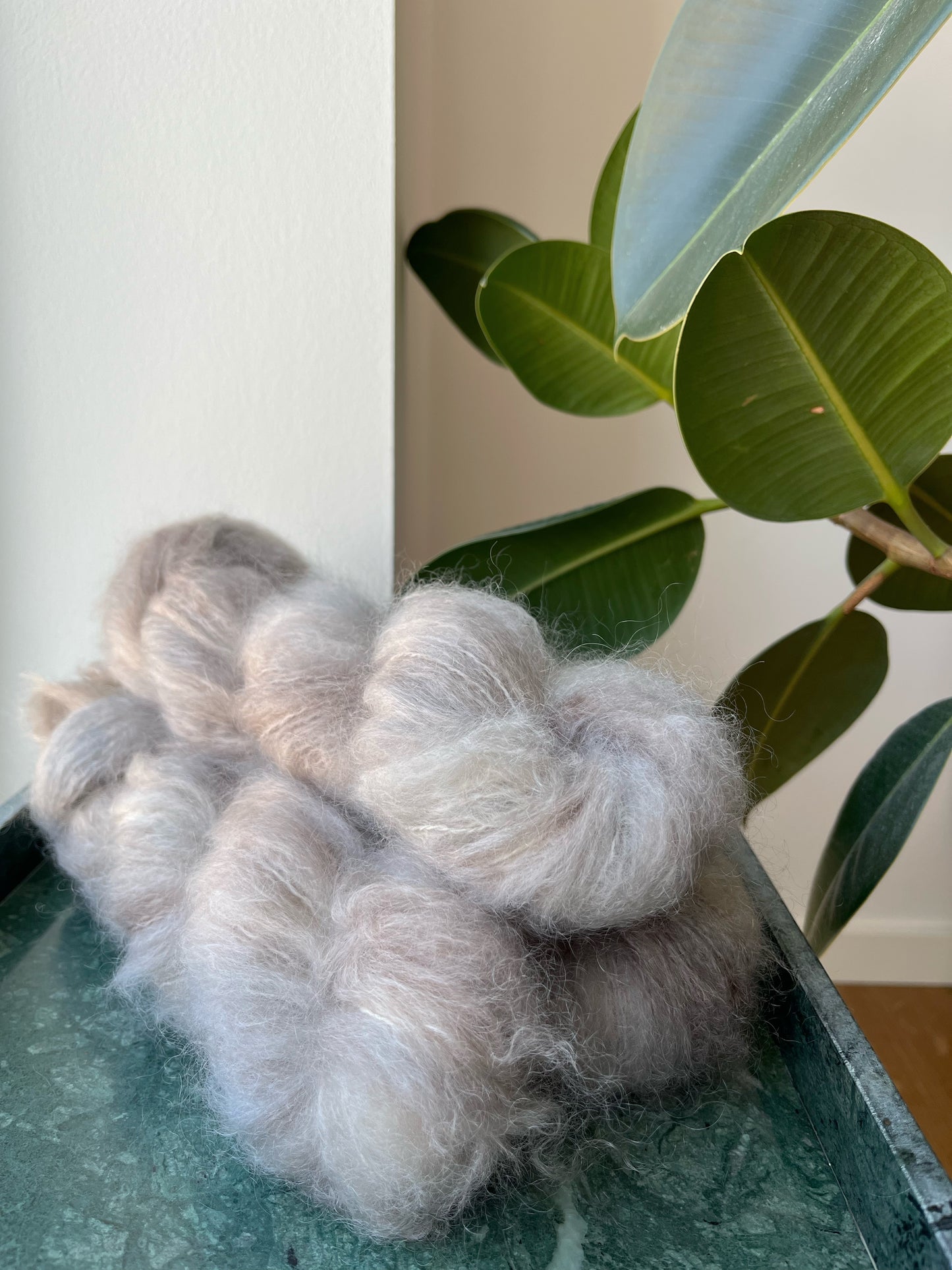 'Gråvejr' - Fat Mohair 200m/100g.