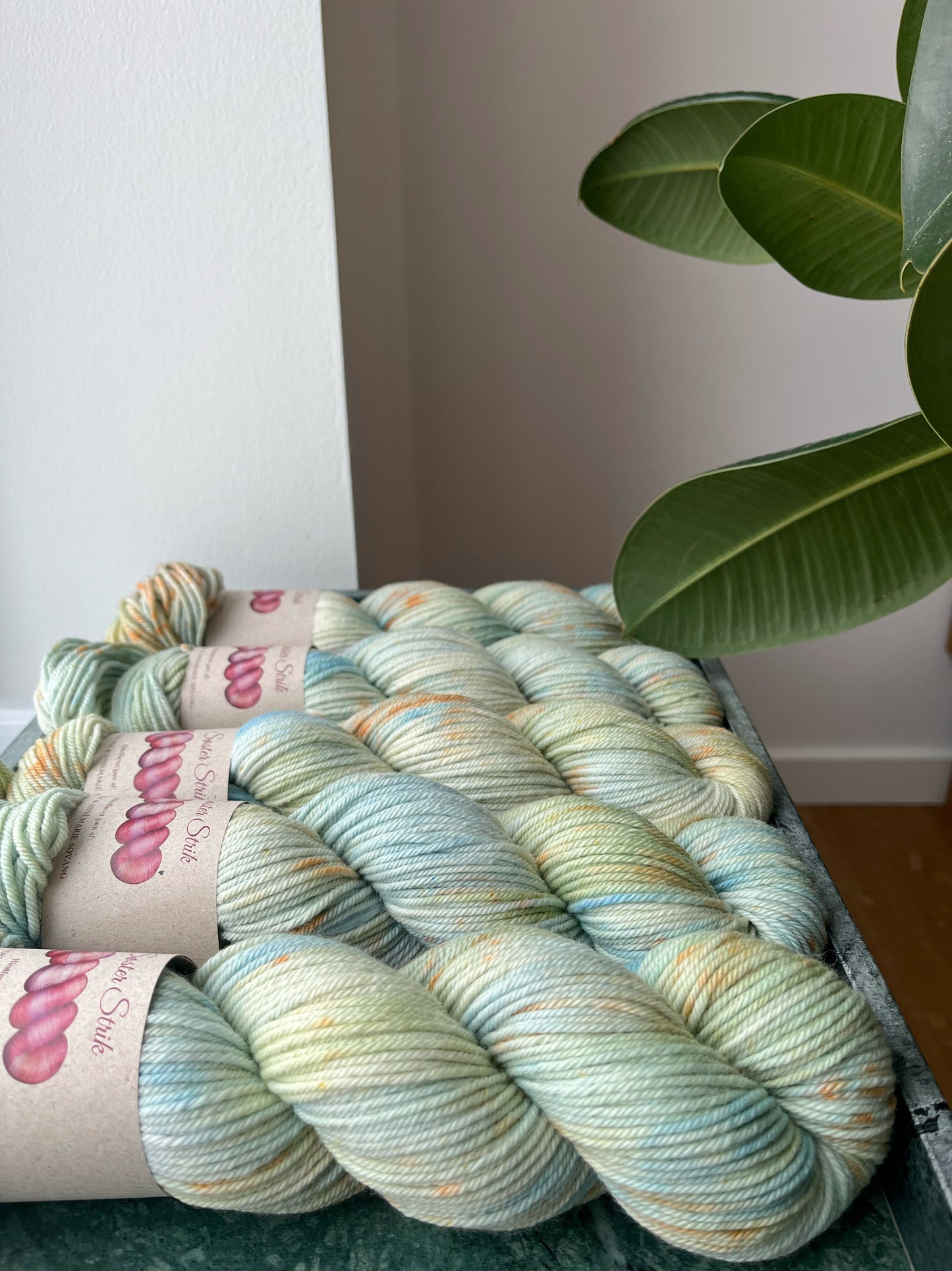 'Vesterhavet' - Organic merino DK 200m/100g.