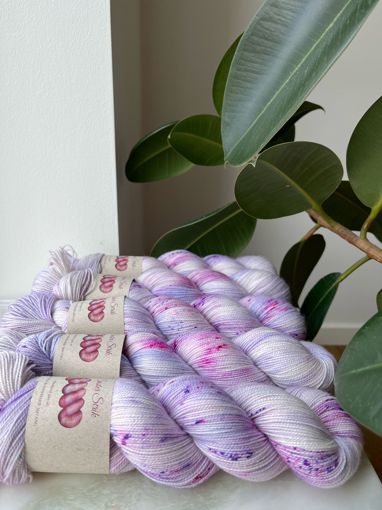 'Syren' sock - 425 m/100 g. (ny)