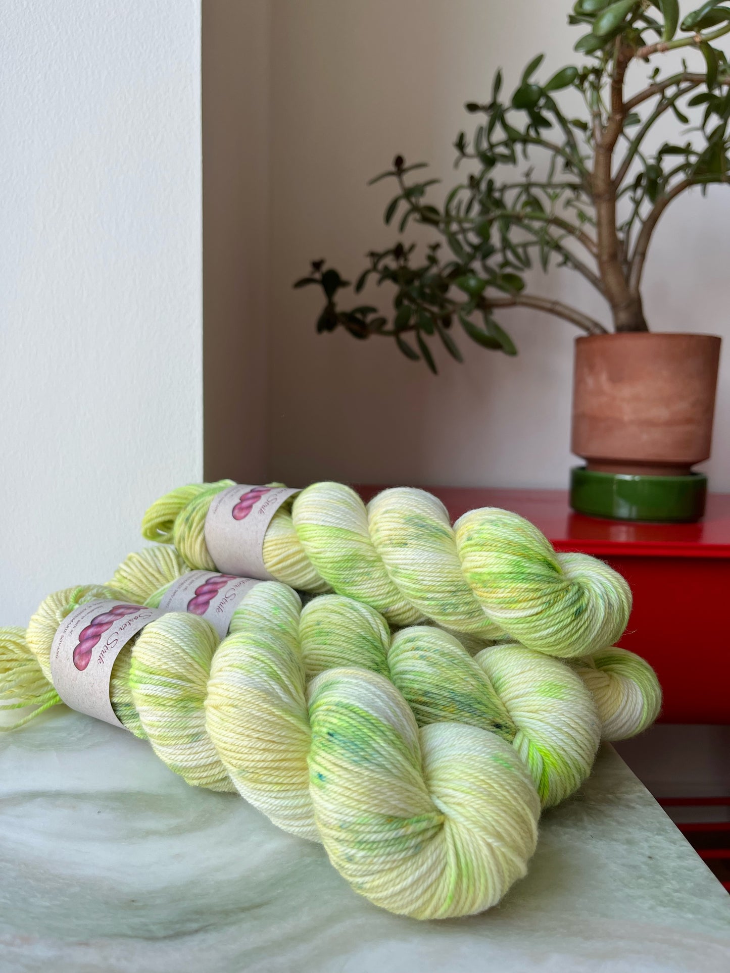 'Hyldeblomst' - organic merino DK 200 m/100 g.