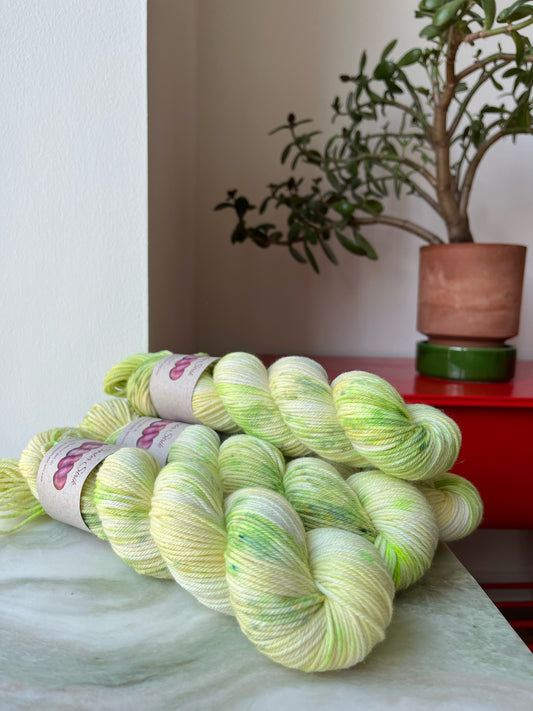 'Hyldeblomst' - organic merino DK 200 m/100 g.