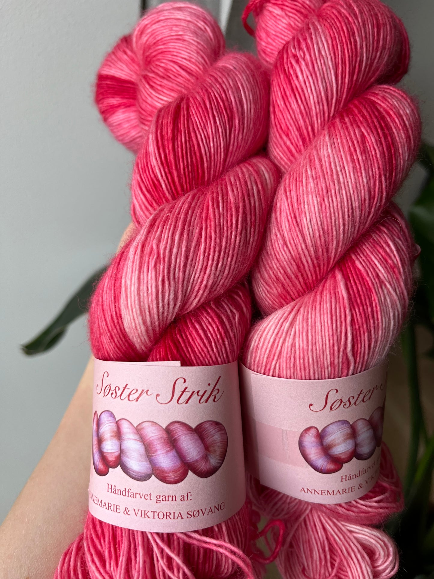 'Tornerose' - merino singles 366 m/100 g.