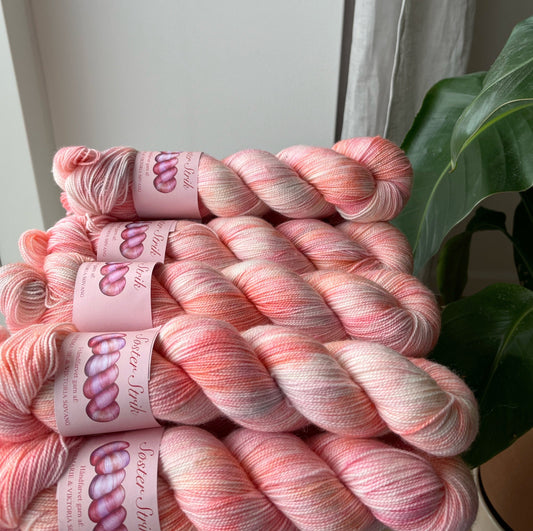 'Alice i eventyrland' - Sock 425m/100g