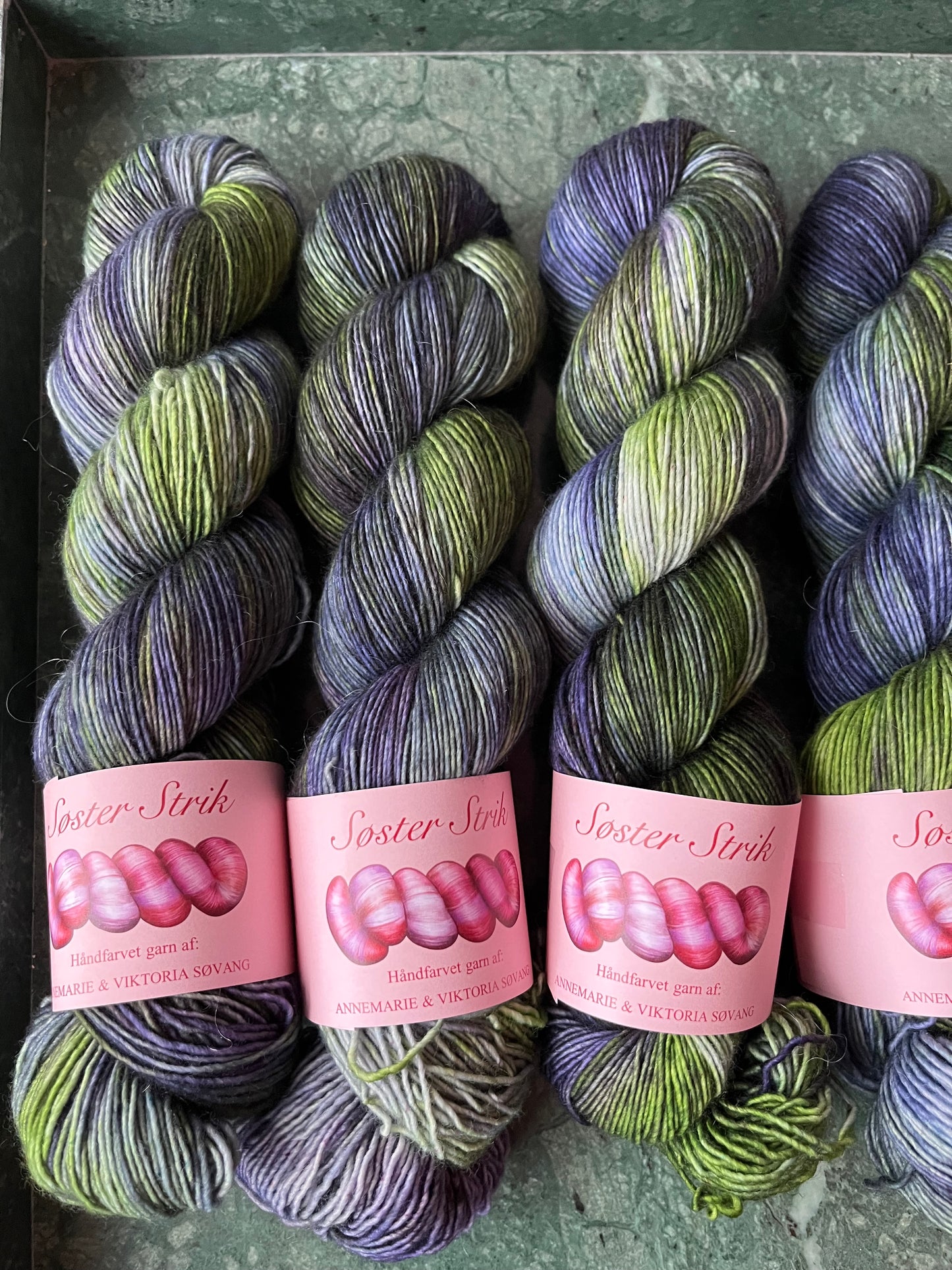 'Unika' - Merino singles 366m/100g.