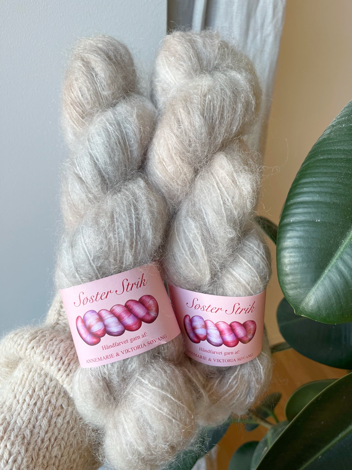 'Gråvejr' - Fat Mohair 200m/100g.