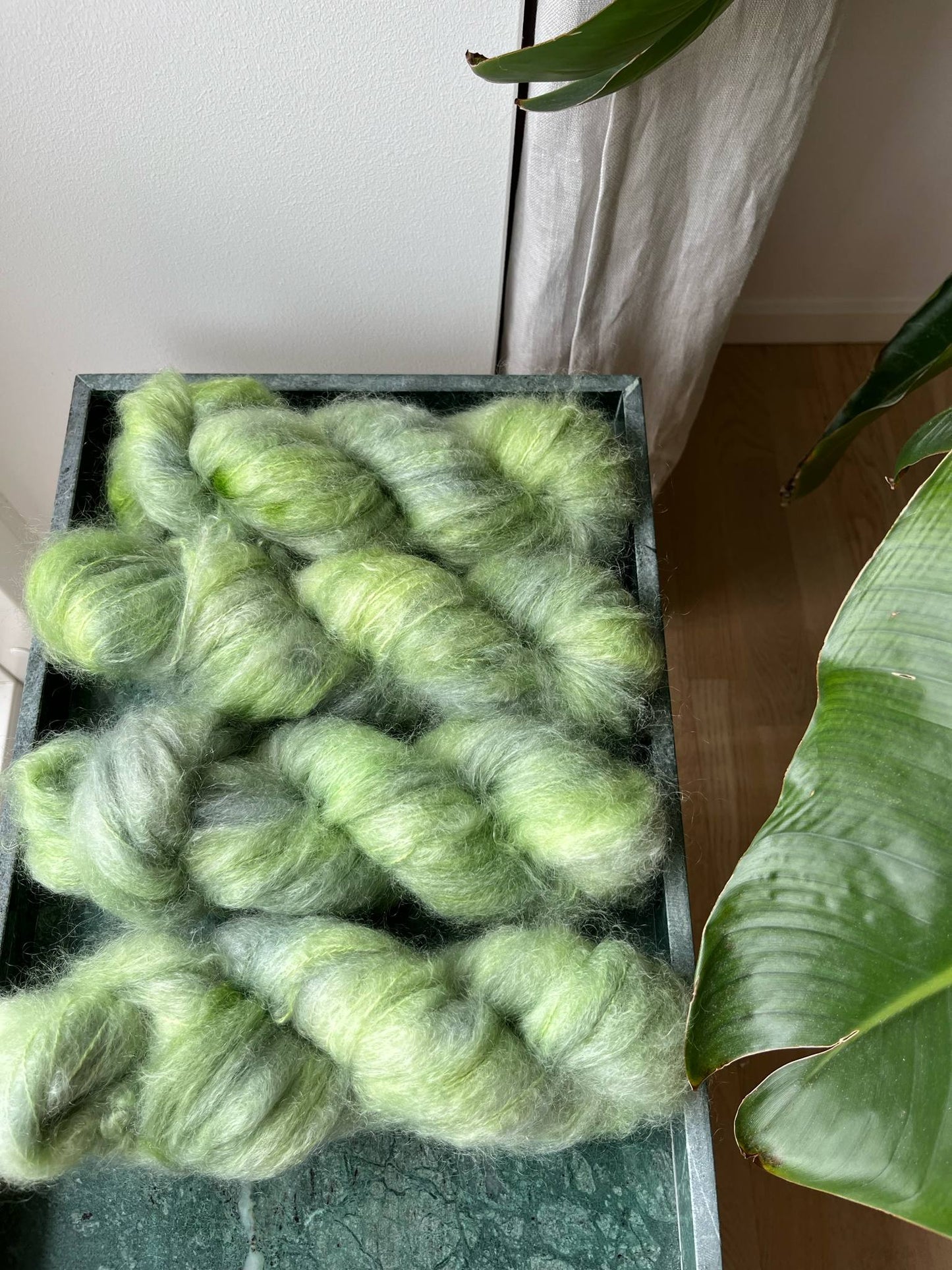 'Det spirer' - Fat mohair 200m/100g.