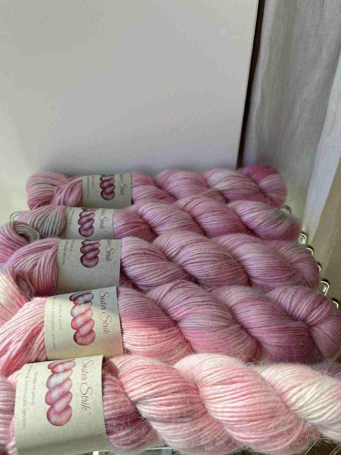 'Pæon' - Singles DK 230m/100g.